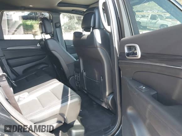 2021 Jeep Grand Cherokee Limited with VIN 1C4RJEBG2MC844184, listed as a IAAI auction lot 41992487 with 29,532 mi miles and . Bid and sale history available at DreamBid. Image 8.