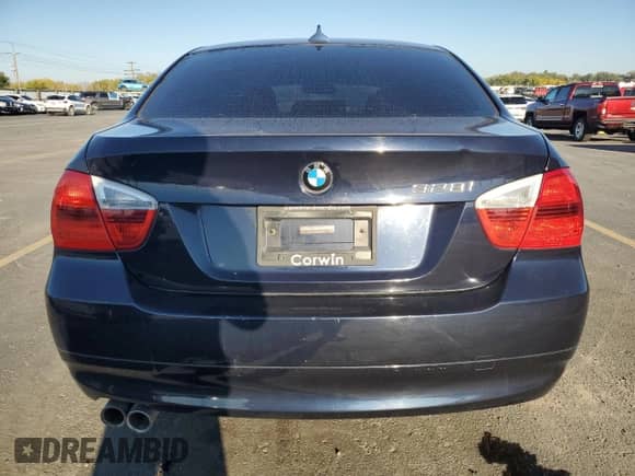 2008 BMW 3 Series 328i with VIN WBAVC53518FZ88171, listed as a Copart auction lot 85148185 with 146,897 mi miles and Salvage title. Bid and sale history available at DreamBid. Image 6.