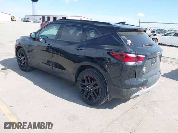 2020 Chevrolet Blazer LT z VIN 3GNKBHRS4LS608775, wystawiony jako IAAI lot #42191911 z przebiegiem 58 148 mil mil oraz . Historia ofert i sprzedaży dostępna na DreamBid. Obrazek 3.