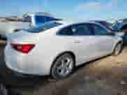 2021 Chevrolet Malibu LS z VIN 1G1ZC5STXMF086139, wystawiony jako Copart lot #81369845 z przebiegiem 99 395 mil mil oraz Szkoda całkowita • Salvage title. Historia ofert i sprzedaży dostępna na DreamBid. Obrazek 3.