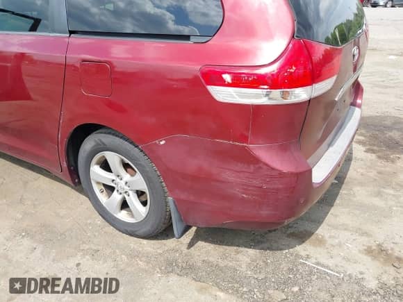 2014 Toyota Sienna Limited с VIN 5TDDK3DC6ES073282, выставлен на аукционе IAAI как лот 42468546 с пробегом 278 905 миль миль и . История ставок и продаж доступна на DreamBid. Изображение 6.