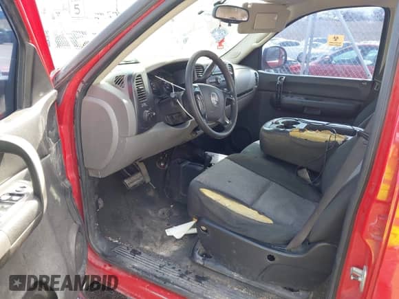 2008 GMC Sierra 1500 SL with VIN 2GTEK13C381195037, listed as a IAAI auction lot 42983534 with 153,129 mi miles and . Bid and sale history available at DreamBid. Image 5.