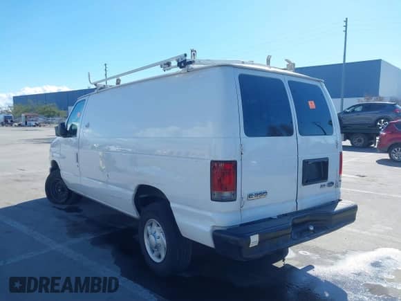 2009 Ford Econoline Cargo Commercial with VIN 1FTSE34LX9DA14932, listed as a IAAI auction lot 41744798 with Not provided miles and . Bid and sale history available at DreamBid. Image 3.