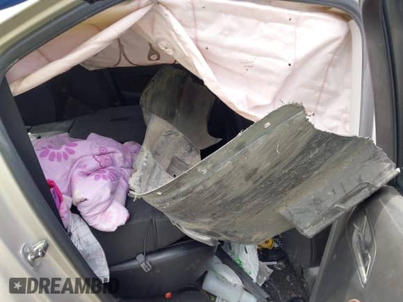 2011 Chevrolet Equinox 2LT with VIN 2CNFLNE54B6443776, listed as a IAAI auction lot 42354618 with 209,017 mi miles and . Bid and sale history available at DreamBid. Image 8.