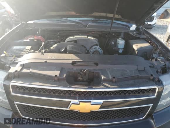 2008 Chevrolet Tahoe 3LT с VIN 1GNFK13008J107973, выставлен на аукционе Copart как лот 68416805 с пробегом 200 412 миль миль и Чистый • Clean title. История ставок и продаж доступна на DreamBid. Изображение 12.