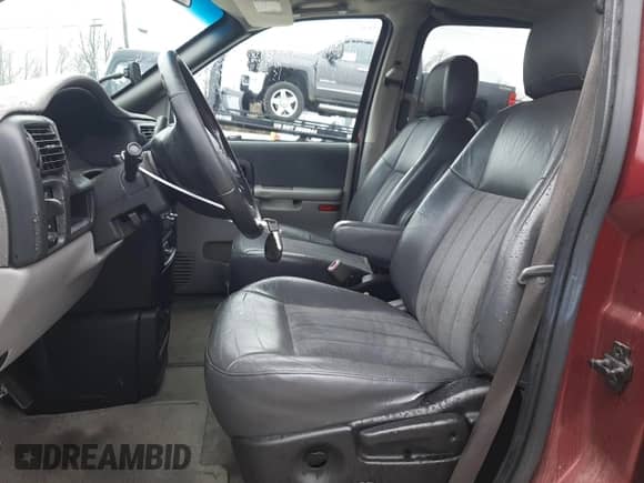 2003 Chevrolet Venture Warner Bros 1SE с VIN 1GNDX13E13D118296, выставлен на аукционе Copart как лот 85672564 с пробегом 199 513 миль миль и Списание • Salvage title. История ставок и продаж доступна на DreamBid. Изображение 7.
