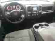 2020 Ram 1500 Tradesman z VIN 3C6RR7KG0LG263788, wystawiony jako Copart lot #42930135 z przebiegiem 67 808 mil mil oraz Szkoda całkowita • Salvage title. Historia ofert i sprzedaży dostępna na DreamBid. Obrazek 8.