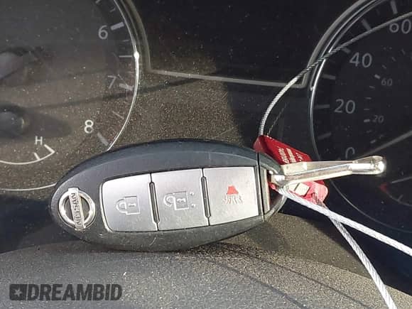 2015 Nissan Pathfinder Platinum with VIN 5N1AR2MM3FC635560, listed as a IAAI auction lot 43321591 with 125,955 mi miles and . Bid and sale history available at DreamBid. Image 11.