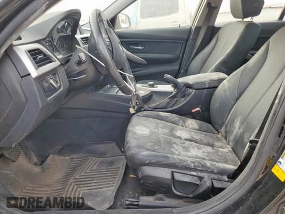 2017 BMW 3 Series 320i with VIN WBA8E1G34HNU16638, listed as a Copart auction lot 85368105 with 71,556 mi miles and Salvage title. Bid and sale history available at DreamBid. Image 7.