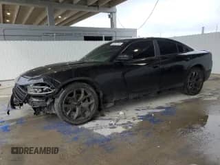 2016 Dodge Charger SXT z VIN 2C3CDXHG4GH210929, wystawiony jako Copart lot #82312135 z przebiegiem 116 611 mil mil oraz Szkoda całkowita • Salvage title. Historia ofert i sprzedaży dostępna na DreamBid. Obrazek 1.