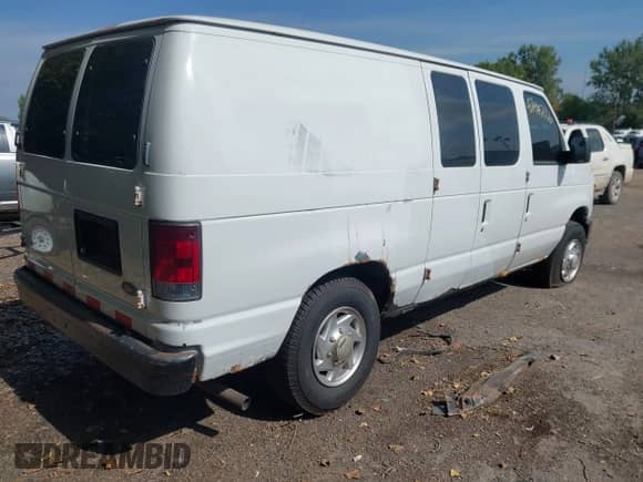 2013 Ford Econoline Cargo Commercial with VIN 1FTNE1EW6DDA59143, listed as a IAAI auction lot 42942320 with 175,562 mi miles and . Bid and sale history available at DreamBid. Image 4.