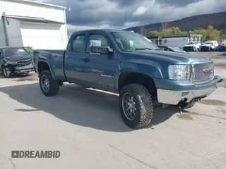 2008 GMC Sierra 1500 Work Truck с VIN 1GTEK19CX8E134208, выставлен на аукционе IAAI как лот 43533118 с пробегом 130 137 миль миль и . История ставок и продаж доступна на DreamBid. Изображение 1.