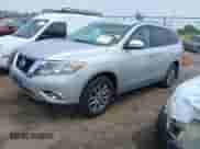 2015 Nissan Pathfinder Platinum with VIN 5N1AR2MM4FC696576, listed as a IAAI auction lot 42501667 with 248,268 mi miles and . Bid and sale history available at DreamBid. Image 17.