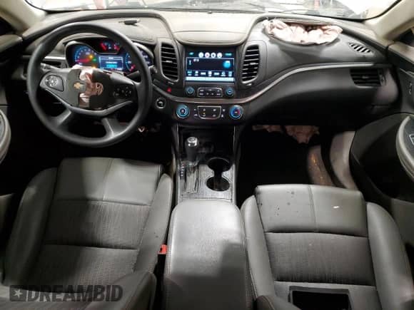 2019 Chevrolet Impala LS с VIN 2G11X5SAXK9141677, выставлен на аукционе Copart как лот 86706424 с пробегом 69 548 миль миль и Списание • Salvage title. История ставок и продаж доступна на DreamBid. Изображение 8.