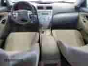 2007 Toyota Camry CE z VIN 4T1BE46K57U541165, wystawiony jako Copart lot #82333615 z przebiegiem 148 405 mil mil oraz Szkoda całkowita • Salvage title. Historia ofert i sprzedaży dostępna na DreamBid. Obrazek 8.