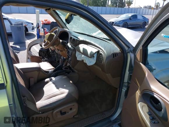 2002 Chevrolet TrailBlazer LS with VIN 1GNDT13S122304657, listed as a IAAI auction lot 42516316 with 189,556 mi miles and . Bid and sale history available at DreamBid. Image 5.