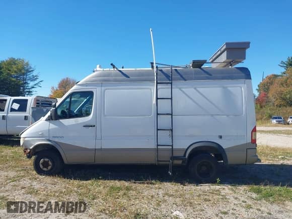 2006 Dodge Sprinter with VIN WD0PD444865930139, listed as a IAAI auction lot 43429553 with 126,768 mi miles and . Bid and sale history available at DreamBid. Image 14.