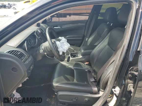 2020 Chrysler 300 Touring L с VIN 2C3CCAAG3LH250083, выставлен на аукционе Copart как лот 69109675 с пробегом 36 508 миль миль и Списание • Salvage title. История ставок и продаж доступна на DreamBid. Изображение 7.