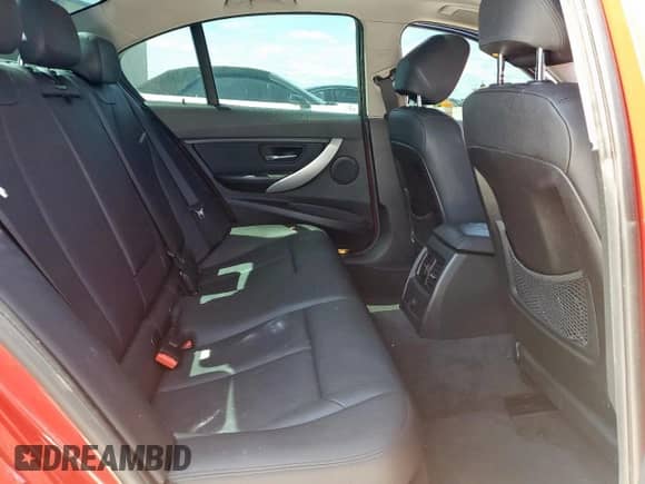 2013 BMW 3 Series 328i with VIN WBA3C1C53DF442370, listed as a Copart auction lot 59135105 with 194,288 mi miles and Clean title. Bid and sale history available at DreamBid. Image 10.