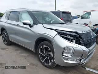 2024 Mitsubishi Outlander SEL with VIN JA4J3WA81RZ084206, listed as a IAAI auction lot 42115663 with 4,108 mi miles and . Bid and sale history available at DreamBid. Image 1.