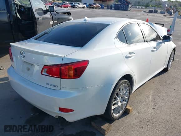 2010 Lexus IS 250 z VIN JTHBF5C26A5122477, wystawiony jako IAAI lot #43112819 z przebiegiem Nie podano mil oraz . Historia ofert i sprzedaży dostępna na DreamBid. Obrazek 4.