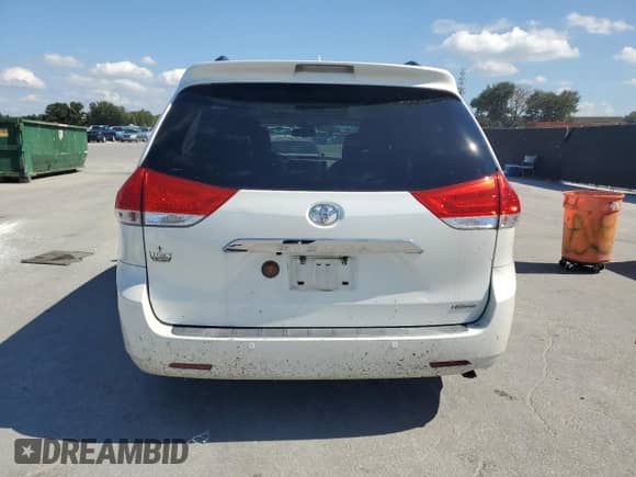 2012 Toyota Sienna XLE AAS with VIN 5TDYK3DC8CS190893, listed as a Copart auction lot 89573505 with 145,575 mi miles and Salvage title. Bid and sale history available at DreamBid. Image 6.