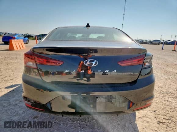 2019 Hyundai Elantra SEL с VIN KMHD84LFXKU772336, выставлен на аукционе Copart как лот 80019965 с пробегом 75 218 миль миль и Списание • Salvage title. История ставок и продаж доступна на DreamBid. Изображение 6.