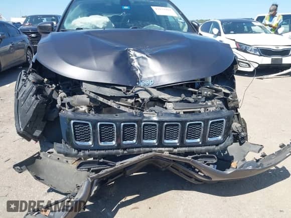 2020 Jeep Compass Altitude с VIN 3C4NJCBB9LT205990, выставлен на аукционе IAAI как лот 43133921 с пробегом 148 267 миль миль и . История ставок и продаж доступна на DreamBid. Изображение 6.