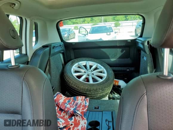 2017 Volkswagen Tiguan Wolfsburg Edition с VIN WVGRV7AX3HW502826, выставлен на аукционе Copart как лот 67869055 с пробегом 166 472 миль миль и Чистый • Clean title. История ставок и продаж доступна на DreamBid. Изображение 10.