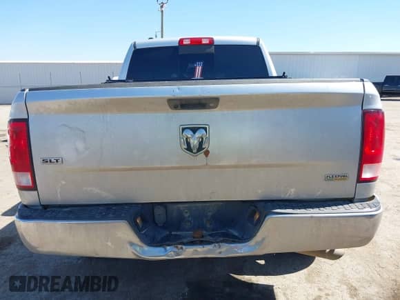 2018 Ram 1500 SLT with VIN 1C6RR6GG7JS303857, listed as a IAAI auction lot 41779748 with 153,289 mi miles and . Bid and sale history available at DreamBid. Image 16.