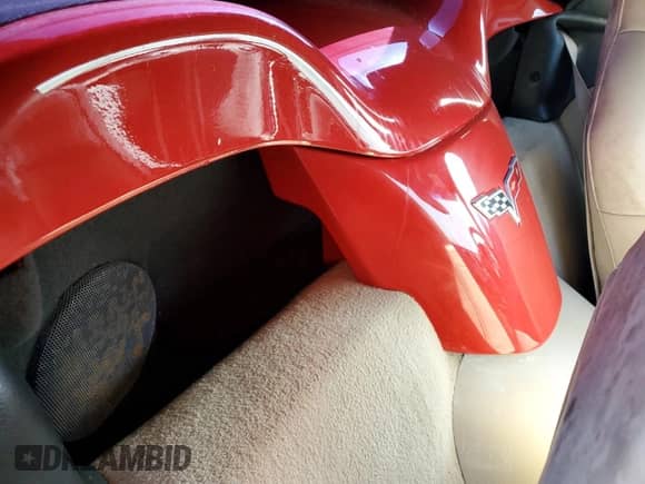 2006 Chevrolet Corvette с VIN 1G1YY36U965123288, выставлен на аукционе Copart как лот 86005954 с пробегом Не указан миль и Списание • Salvage title. История ставок и продаж доступна на DreamBid. Изображение 10.