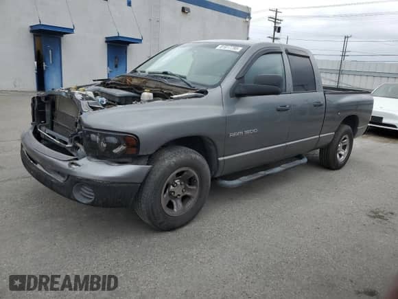 2005 Dodge 1500 SLT z VIN 1D7HA18N15S333878, wystawiony jako Copart lot #81817785 z przebiegiem 177 512 mil mil oraz Szkoda całkowita • Salvage title. Historia ofert i sprzedaży dostępna na DreamBid. Obrazek 1.