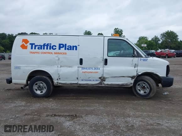 2017 Chevrolet Express Cargo с VIN 1GCWGAFF7H1342428, выставлен на аукционе IAAI как лот 43061156 с пробегом 111 621 миль миль и . История ставок и продаж доступна на DreamBid. Изображение 13.