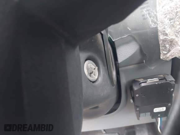 2011 Ford F-250 XL с VIN 1FDBF2A6XBEC76791, выставлен на аукционе IAAI как лот 42919607 с пробегом 138 383 миль миль и . История ставок и продаж доступна на DreamBid. Изображение 11.