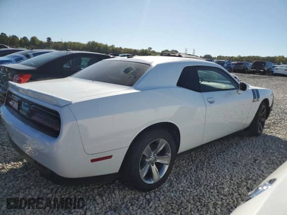 2015 Dodge Challenger SXT with VIN 2C3CDZAG7FH775454, listed as a Copart auction lot 89516665 with 203,203 mi miles and Clean title. Bid and sale history available at DreamBid. Image 3.