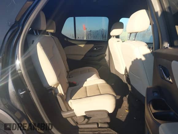 2022 Chevrolet Traverse LS z VIN 1GNEVFKW7NJ195163, wystawiony jako IAAI lot #43495512 z przebiegiem 37 055 mil mil oraz . Historia ofert i sprzedaży dostępna na DreamBid. Obrazek 8.