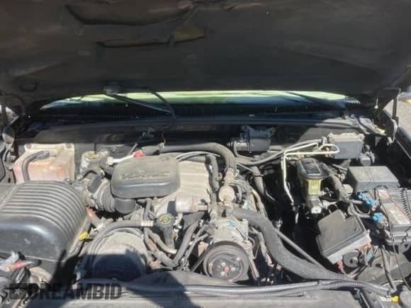 1997 Chevrolet Silverado 2500 с VIN 1GCGC29J3VE172028, выставлен на аукционе Copart как лот 79263434 с пробегом 187 881 миль миль и Списание • Salvage title. История ставок и продаж доступна на DreamBid. Изображение 7.