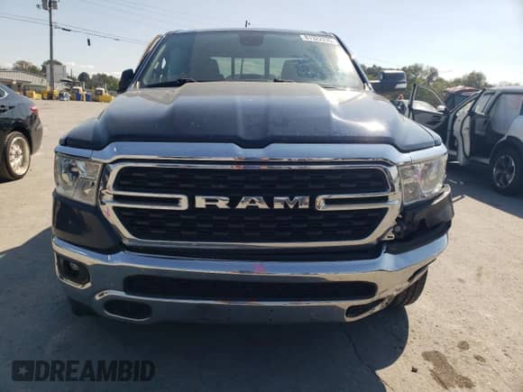 2022 Ram 1500 Big Horn z VIN 1C6RRFBG5NN198540, wystawiony jako Copart lot #81322235 z przebiegiem 48 406 mil mil oraz Szkoda całkowita • Salvage title. Historia ofert i sprzedaży dostępna na DreamBid. Obrazek 5.