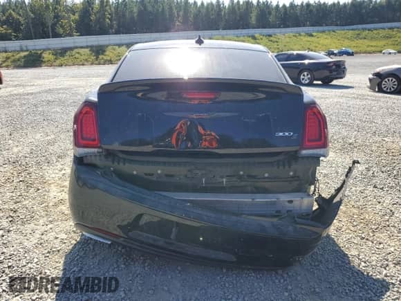 2019 Chrysler 300 S с VIN 2C3CCABT4KH634285, выставлен на аукционе Copart как лот 75310644 с пробегом 108 555 миль миль и Списание • Salvage title. История ставок и продаж доступна на DreamBid. Изображение 6.