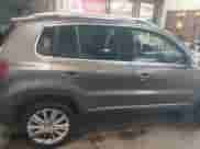 2014 Volkswagen Tiguan S с VIN WVGBV3AX6EW545157, выставлен на аукционе IAAI как лот 42256191 с пробегом 98 361 миль миль и . История ставок и продаж доступна на DreamBid. Изображение 13.