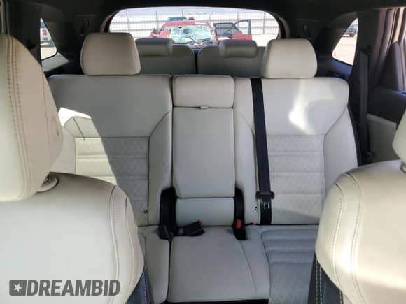 2017 Kia Sorento SXL z VIN 5XYPK4A51HG193730, wystawiony jako Copart lot #54797295 z przebiegiem 331 346 mil mil oraz Szkoda całkowita • Salvage title. Historia ofert i sprzedaży dostępna na DreamBid. Obrazek 10.