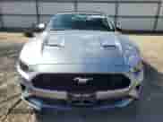 2020 Ford Mustang EcoBoost Premium z VIN 1FATP8UHXL5120750, wystawiony jako Copart lot #67650135 z przebiegiem 73 945 mil mil oraz Szkoda całkowita • Salvage title. Historia ofert i sprzedaży dostępna na DreamBid. Obrazek 5.