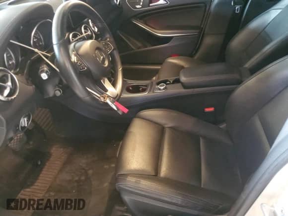 2017 Mercedes-Benz CLA 250 с VIN WDDSJ4EB9HN435059, выставлен на аукционе Copart как лот 68824425 с пробегом 112 971 миль миль и Списание • Salvage title. История ставок и продаж доступна на DreamBid. Изображение 7.