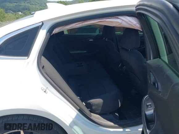 2016 Chevrolet Malibu LT с VIN 1G1ZF5SX3GF325917, выставлен на аукционе IAAI как лот 42850547 с пробегом 116 260 миль миль и . История ставок и продаж доступна на DreamBid. Изображение 8.