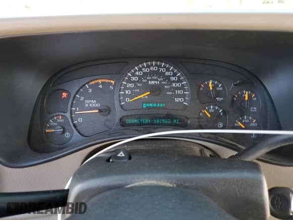 2005 Chevrolet Silverado 3500 DRW Wrk Trk with VIN 1GCJK332X5F883347, listed as a Copart auction lot 86199094 with 107,562 mi miles and Salvage title. Bid and sale history available at DreamBid. Image 9.