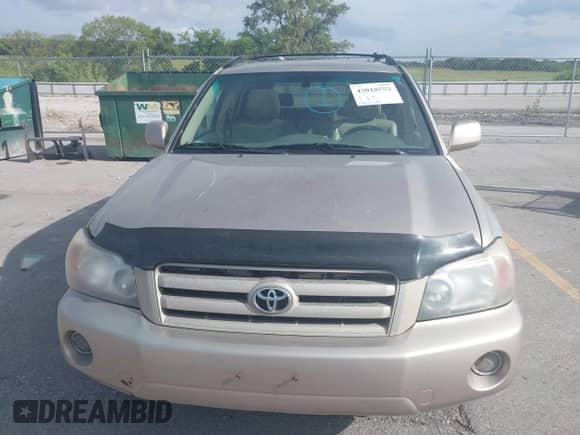 2005 Toyota Highlander с VIN JTEEP21A050088555, выставлен на аукционе IAAI как лот 43018552 с пробегом 380 000 миль миль и . История ставок и продаж доступна на DreamBid. Изображение 13.