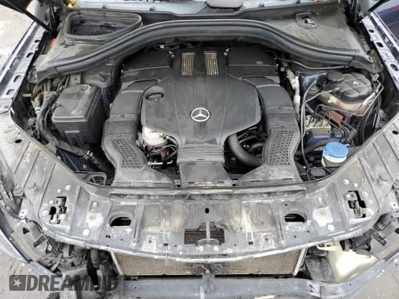 2019 Mercedes-Benz GLS 450 z VIN 4JGDF6EE1KB233489, wystawiony jako Copart lot #81835345 z przebiegiem 187 801 mil mil oraz Szkoda całkowita • Salvage title. Historia ofert i sprzedaży dostępna na DreamBid. Obrazek 12.