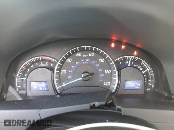 2012 Toyota Camry XLE with VIN 4T1BK1FK3CU009432, listed as a Copart auction lot 84786985 with 266,004 mi miles and Clean title. Bid and sale history available at DreamBid. Image 9.