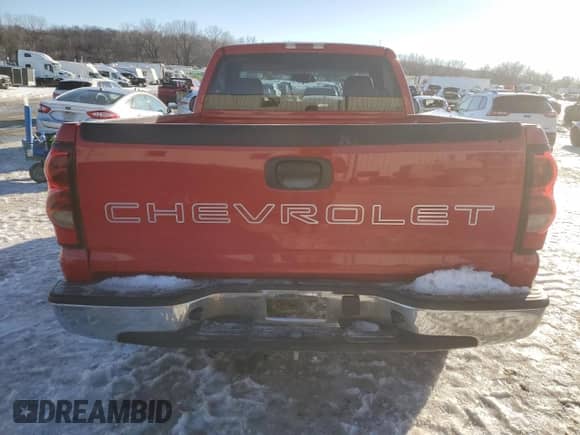2006 Chevrolet Silverado 1500 Work Truck с VIN 3GCEC14V56G222921, выставлен на аукционе Copart как лот 88022005 с пробегом 78 263 миль миль и Списание • Salvage title. История ставок и продаж доступна на DreamBid. Изображение 6.