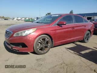2016 Hyundai Sonata SE с VIN 5NPE24AF1GH410569, выставлен на аукционе Copart как лот 86793525 с пробегом 114 325 миль миль и Списание • Salvage title. История ставок и продаж доступна на DreamBid. Изображение 1.